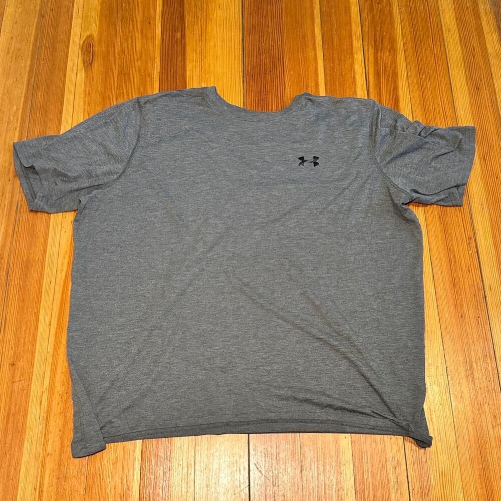 Under-armour Men's Grey T-shirt